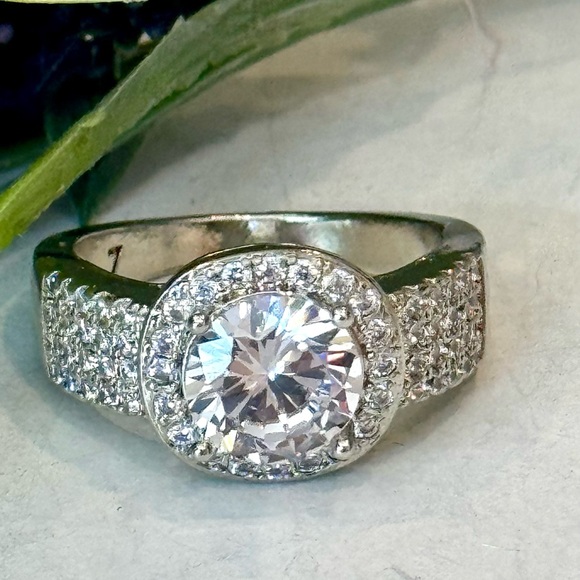 Source Unknown Jewelry - Halo Large CZ Silver Tone Statement Ring – A Touch of Elegance